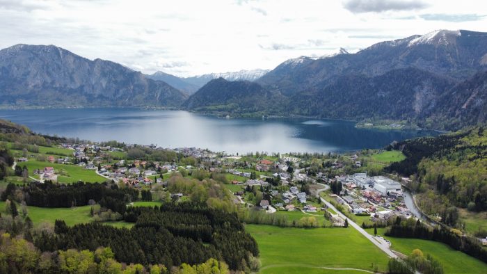 Unterach 151m Höhe Richtung SO Attersee